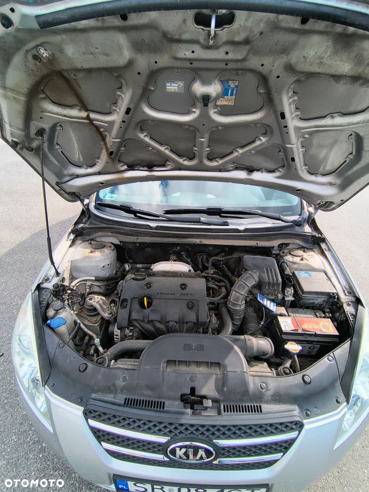 Kia Ceed 1.6 Comfort + - 23