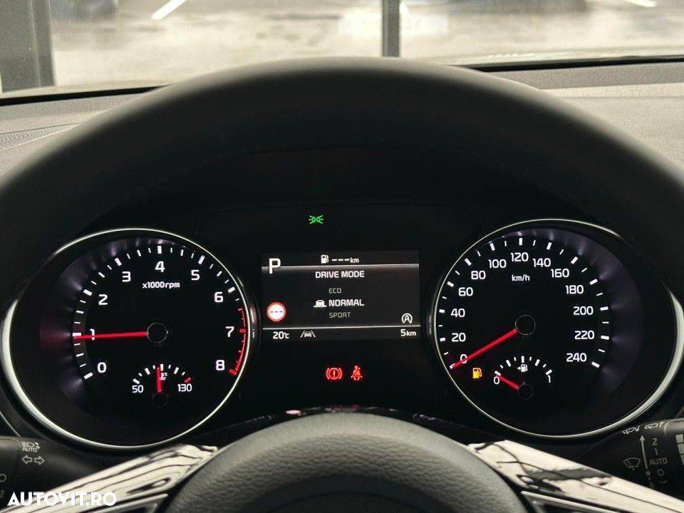 Kia XCeed - 14