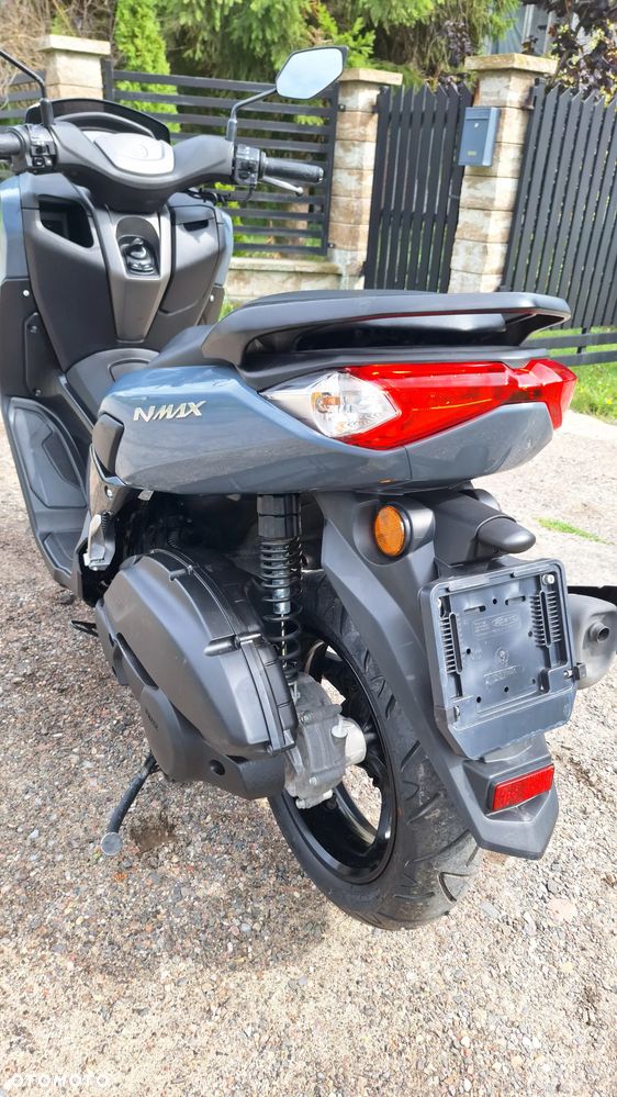 Yamaha NMAX - 23