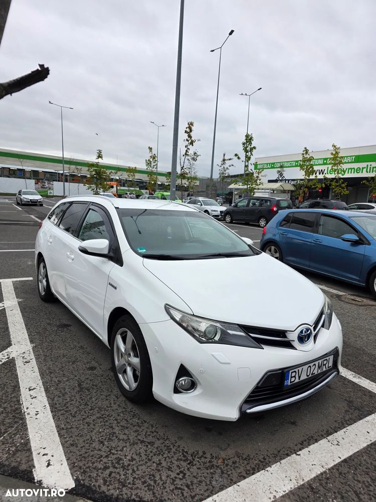 Toyota Auris - 1