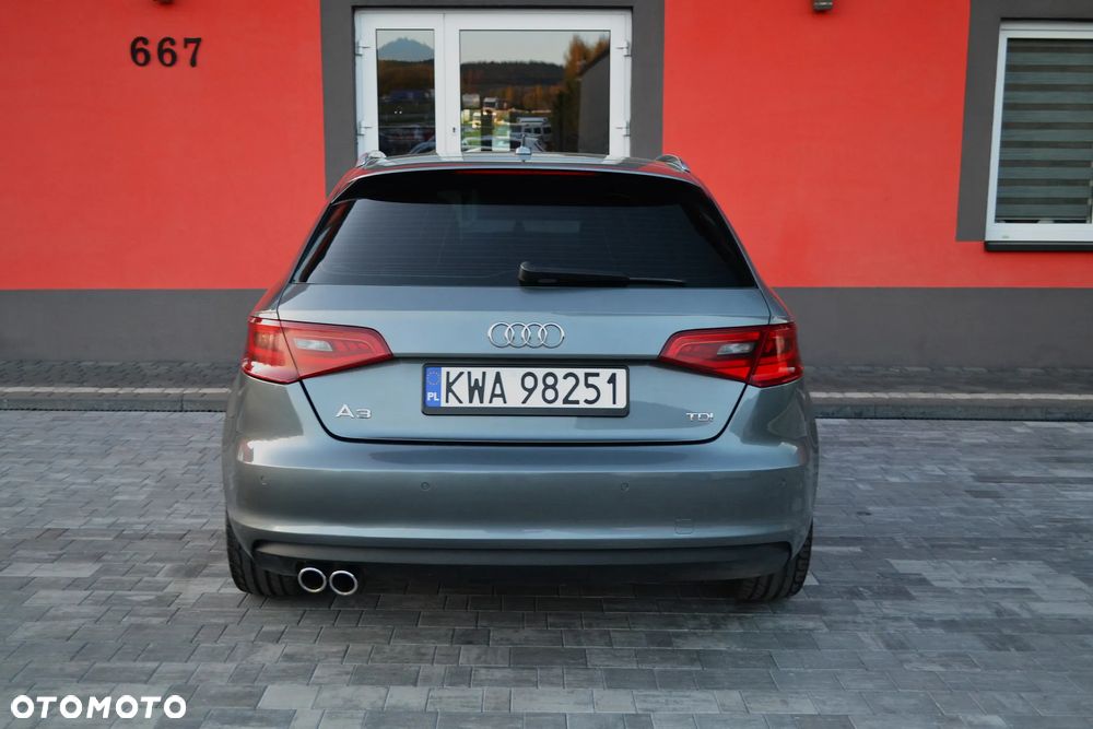 Audi A3 Sportback 2.0 TDI Ambiente - 18