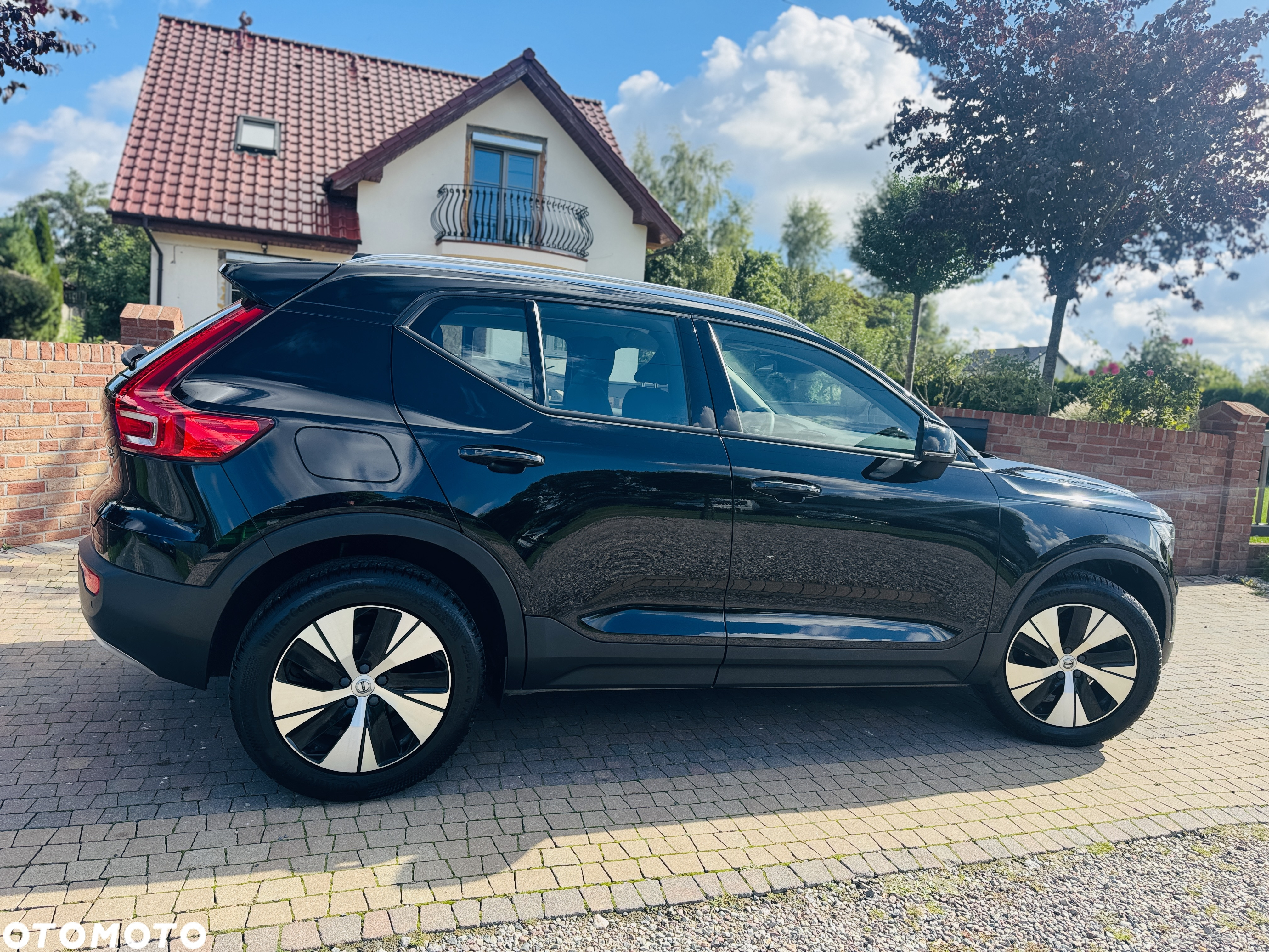 Volvo XC 40 T2 Plus Dark - 27