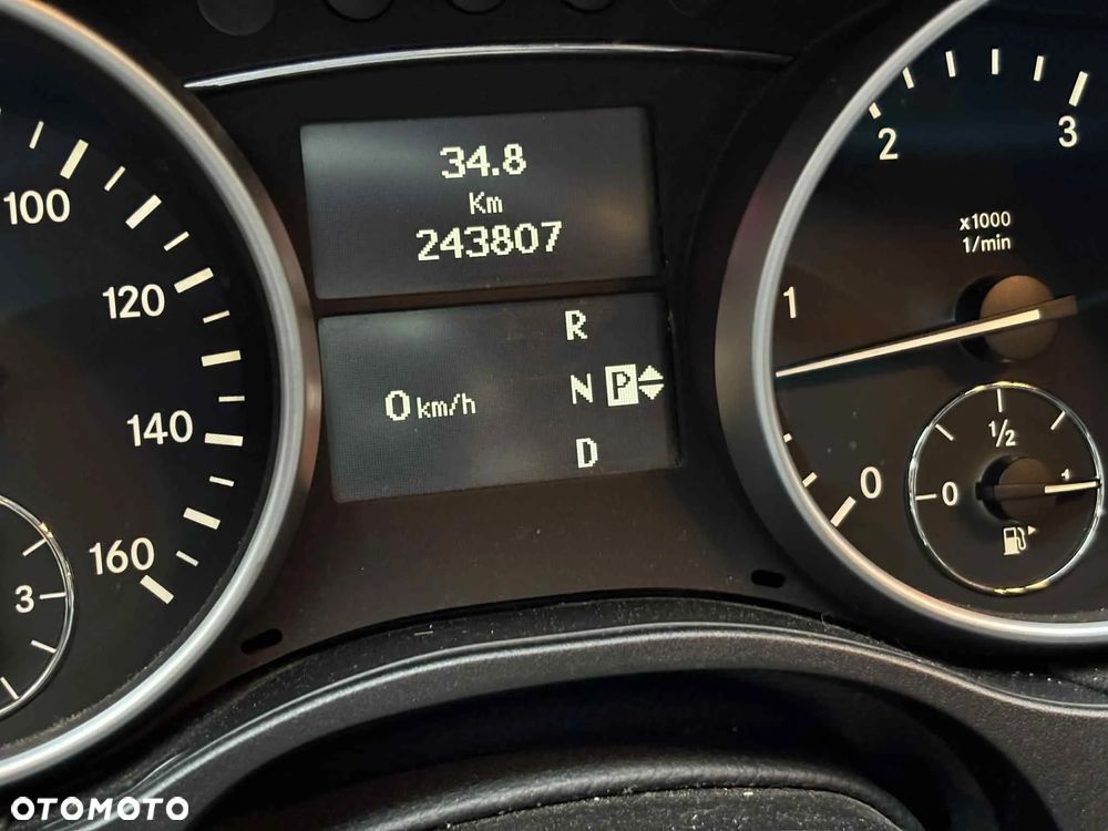 Mercedes-Benz ML 320 CDI 4-Matic - 13