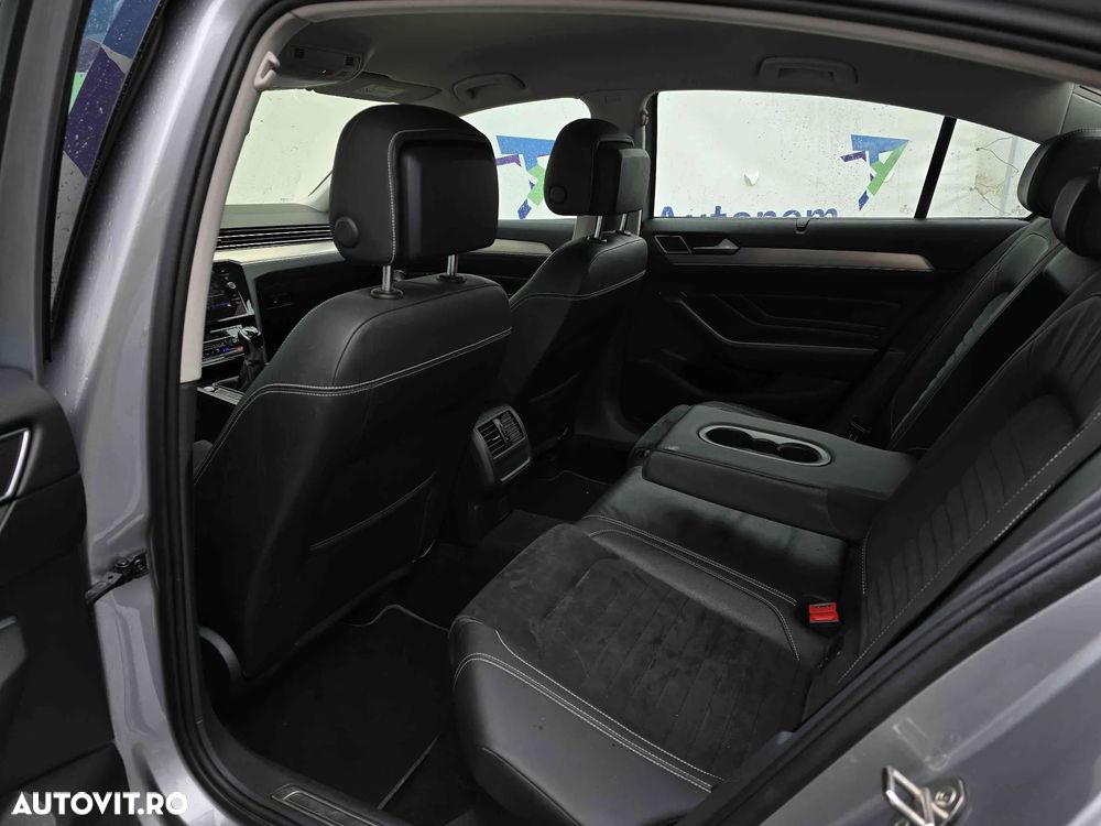 Volkswagen Passat - 13
