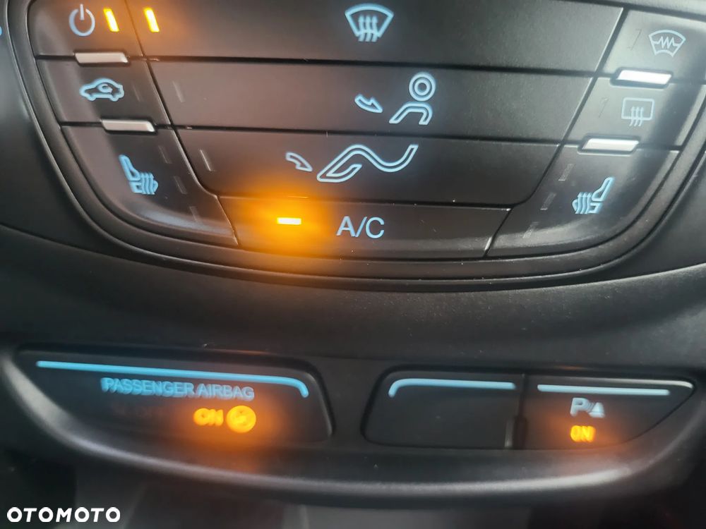 Ford B-MAX 1.6 Titanium - 36