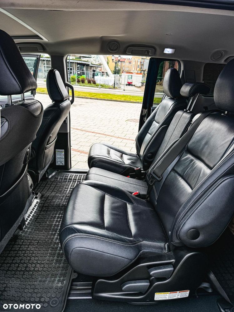 Toyota Sienna 3.5 V6 SE - 9