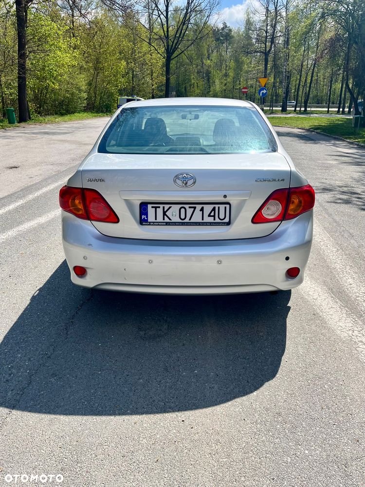 Toyota Corolla 1.6 VVT-i Luna - 6