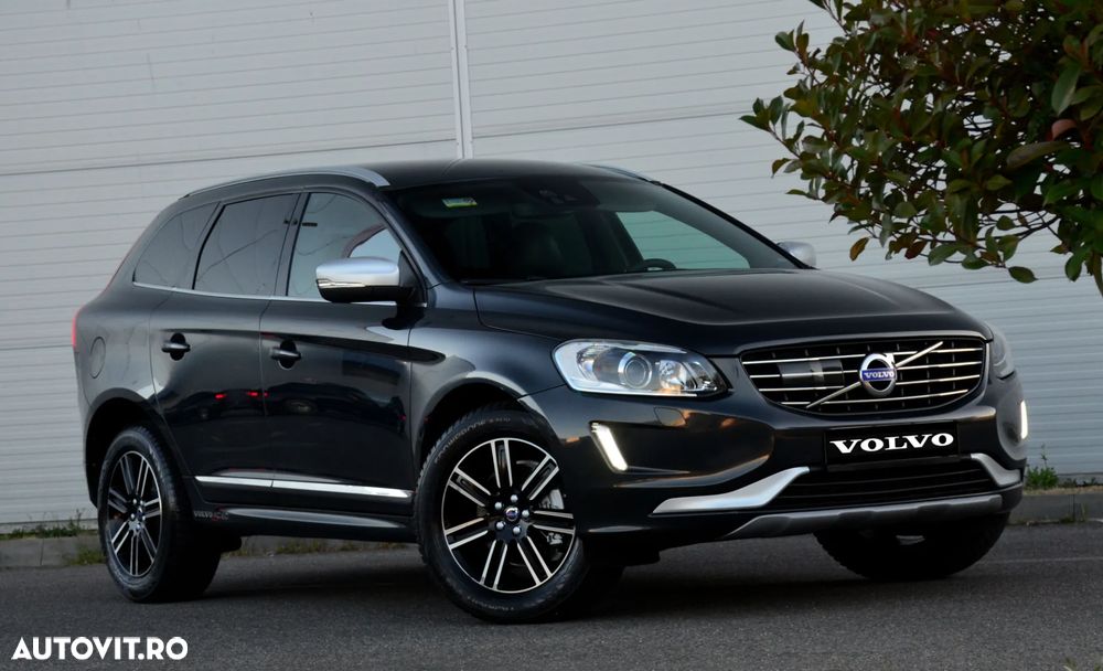 Volvo XC 60 D4 AWD Geartronic Summum - 4