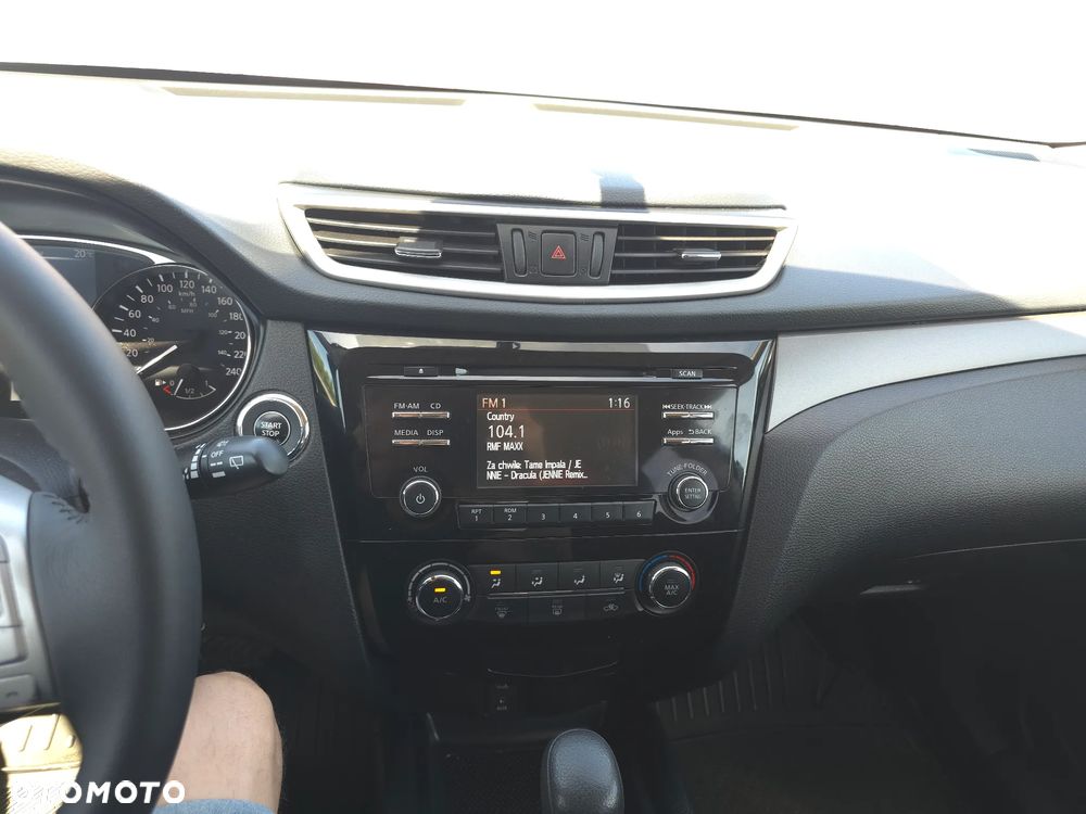 Nissan X-Trail - 25