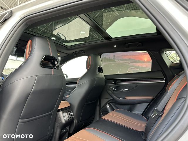 BYD Seal U 1.5T Design AWD - 13