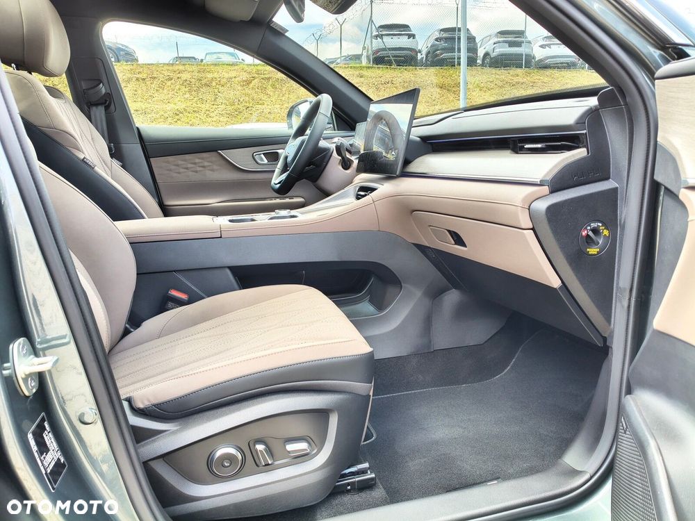 Chery Tiggo 8 1.5 T-GDI Super Hybrid Prestige DCT - 17