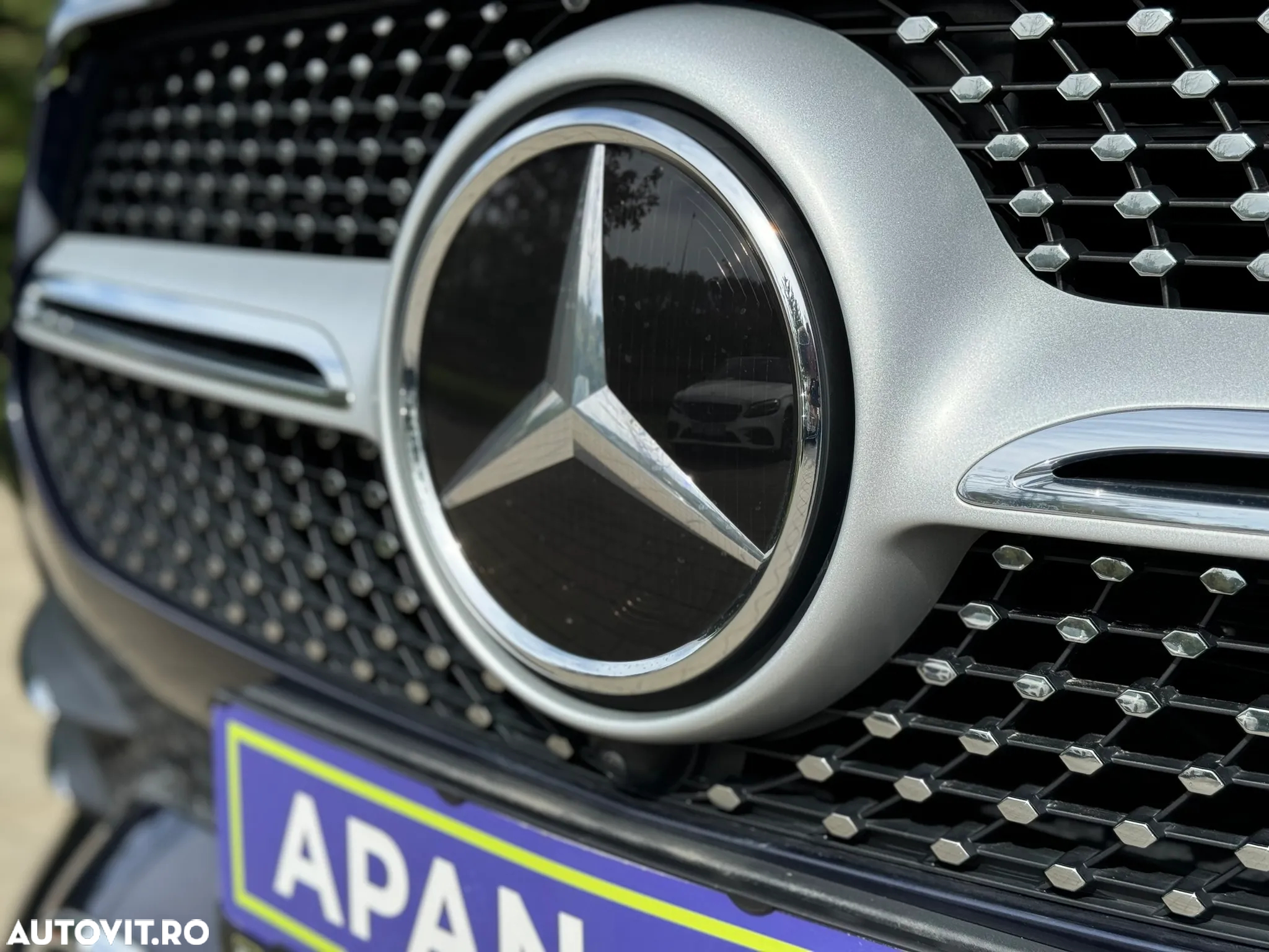 Mercedes-Benz GLE 300 d 4MATIC - 9