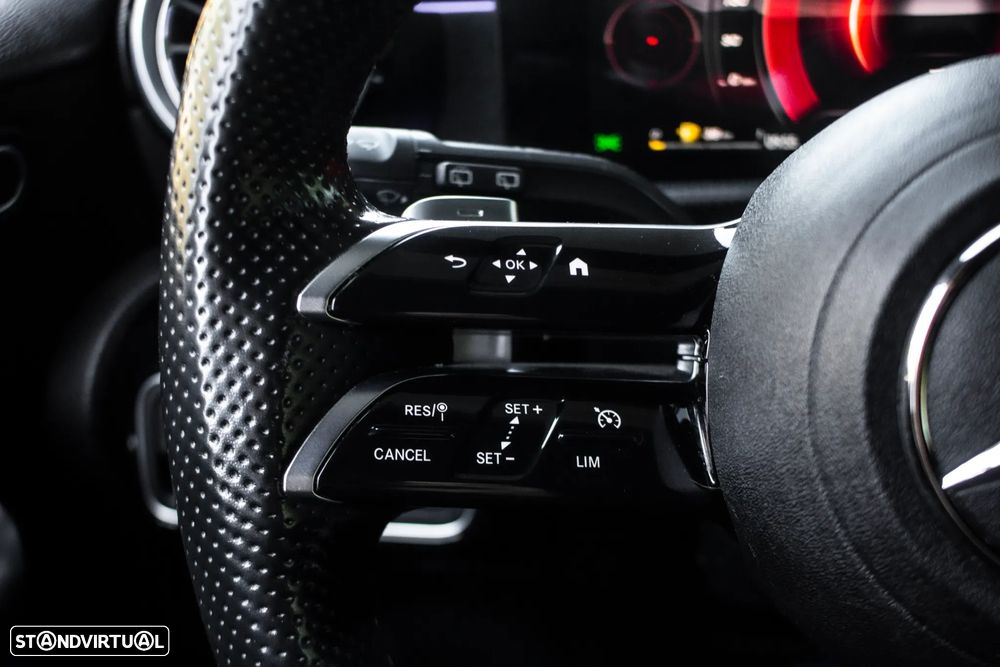 Mercedes-Benz A 200 AMG Line Aut. - 11