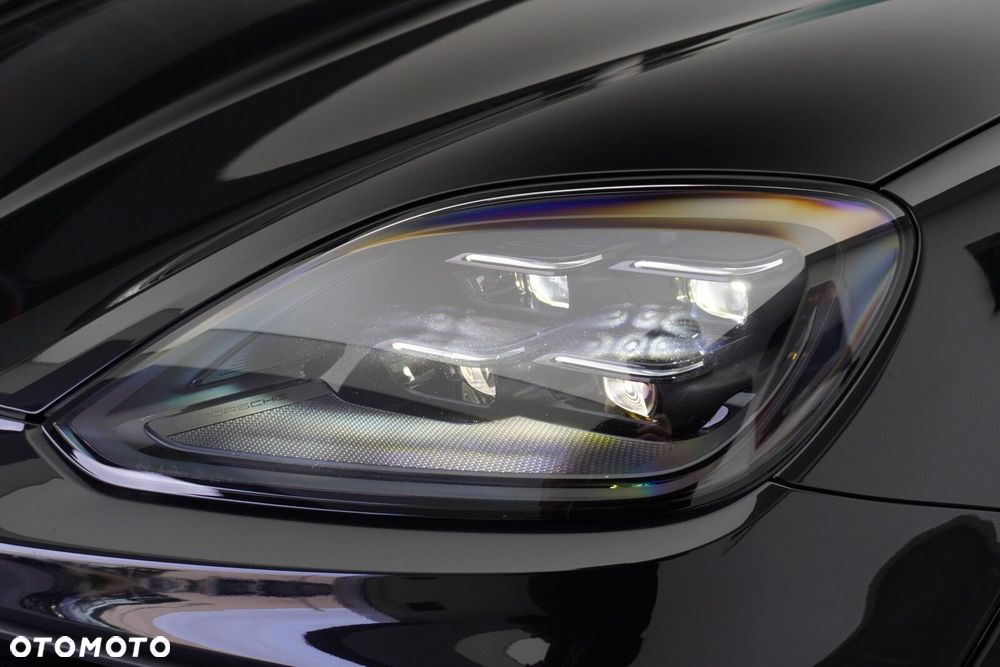 Porsche Cayenne GTS - 9