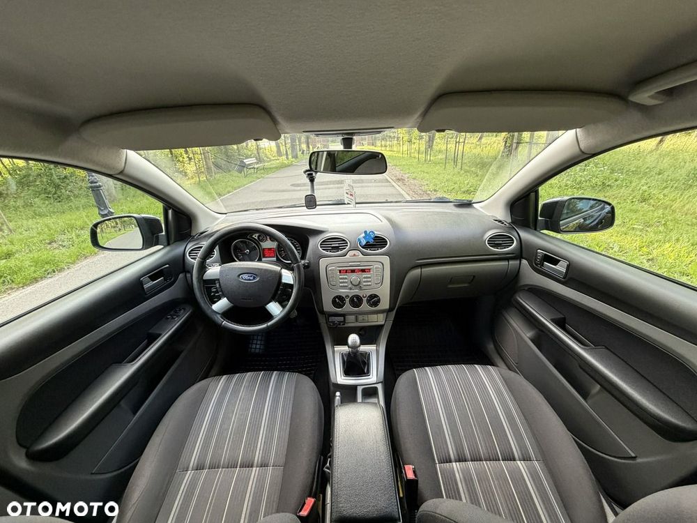 Ford Focus - 34