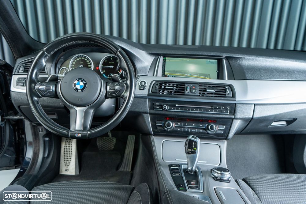 BMW 520 d Pack M Auto - 11