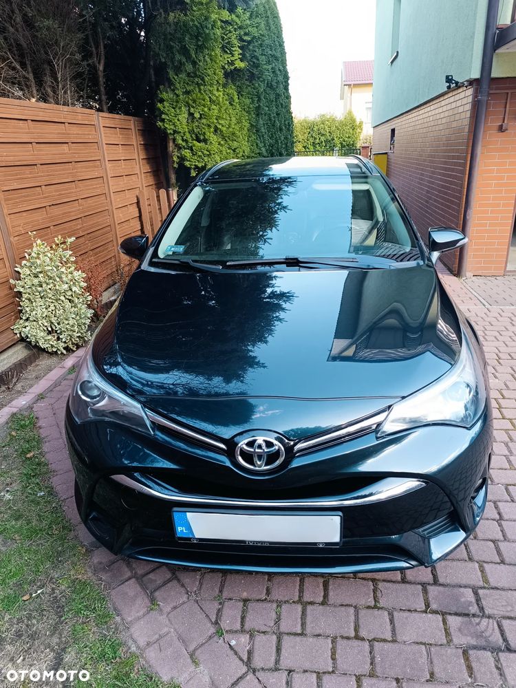 Toyota Avensis 1.8 Prestige - 1