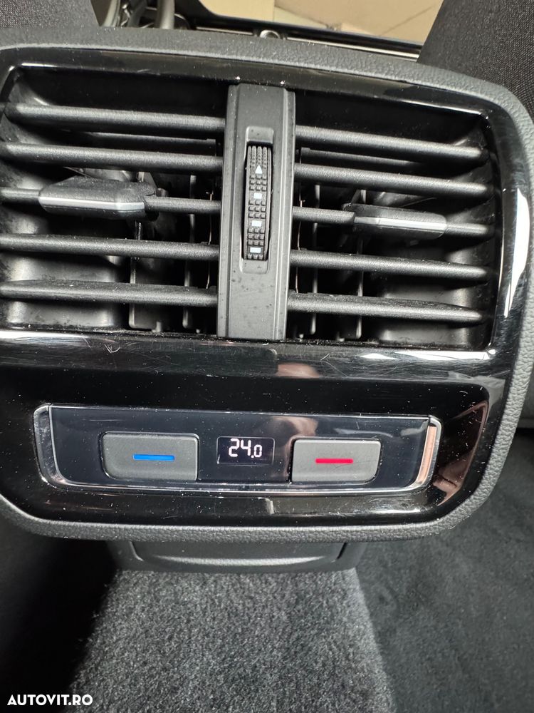 Volkswagen Passat 2.0 TDI (BlueMotion Technology) Highline - 11