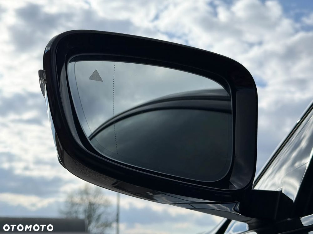 BMW Seria 3 320d xDrive M Sport Shadow - 22