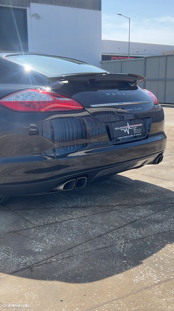 Porsche Panamera Turbo PDK - 4