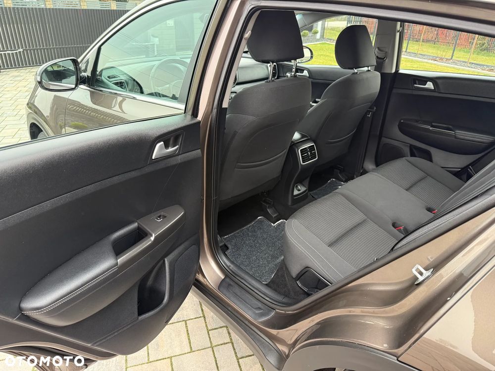 Kia Sportage 1.7 CRDI 2WD Edition 7 - 25