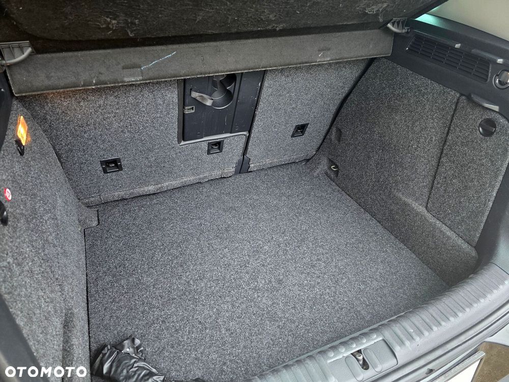 Volkswagen Tiguan - 17