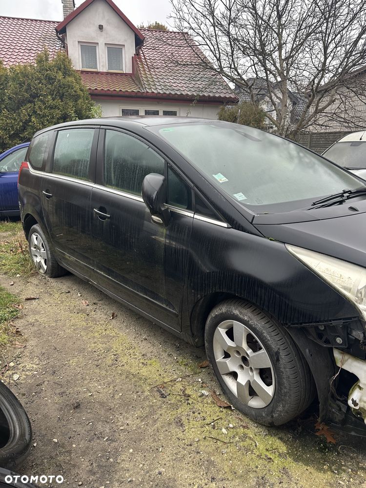 Peugeot 5008 - 4