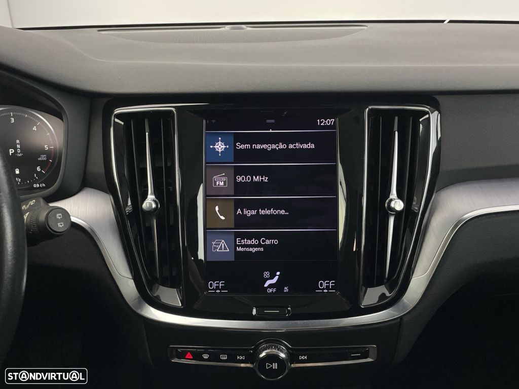 Volvo V60 2.0 B4 Momentum Core - 15