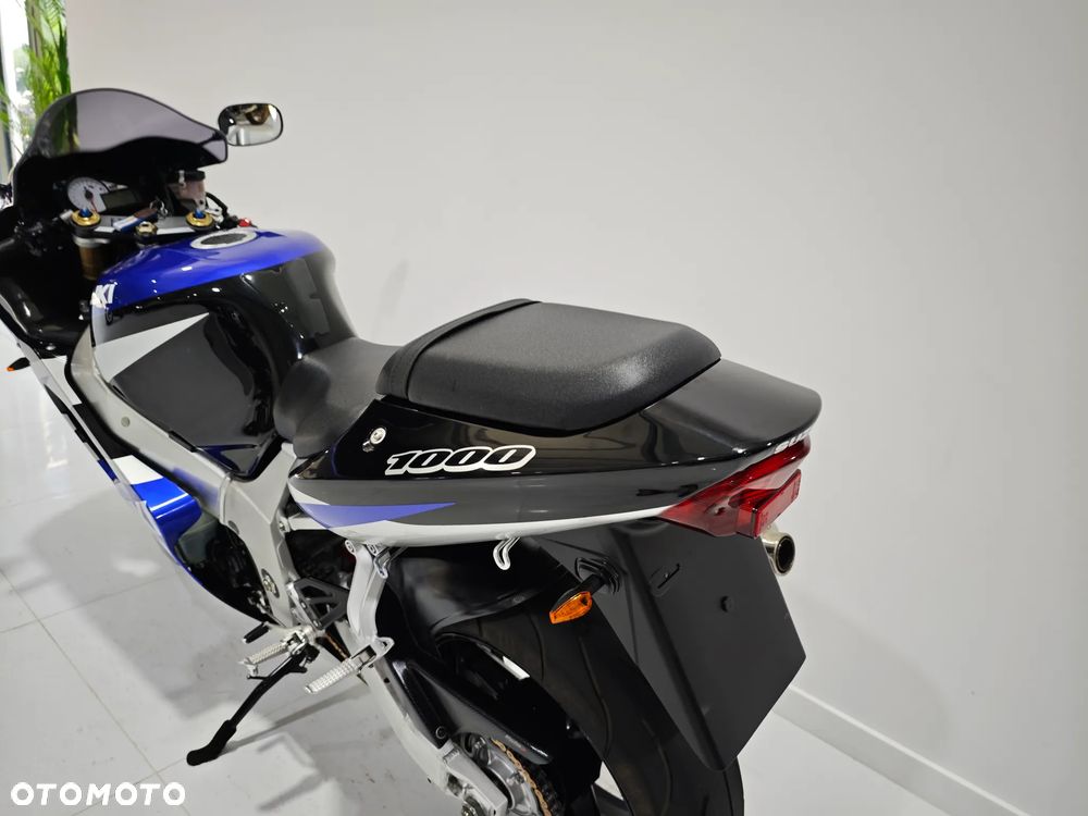 Suzuki GSX-R - 33