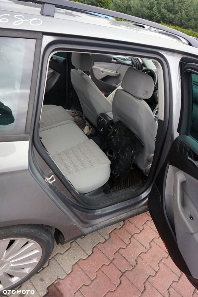 VOLKSWAGEN PASSAT B6 KOMBI 2005 LA7T 2.0 TDI BKP 140KM HQL SZARY na części - 15