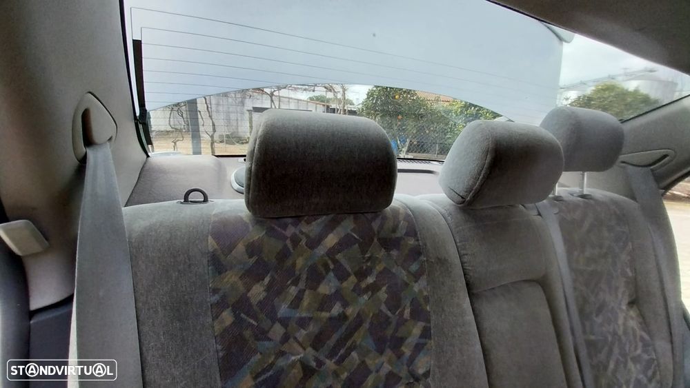 Nissan Almera 1.4 GX+AC - 15