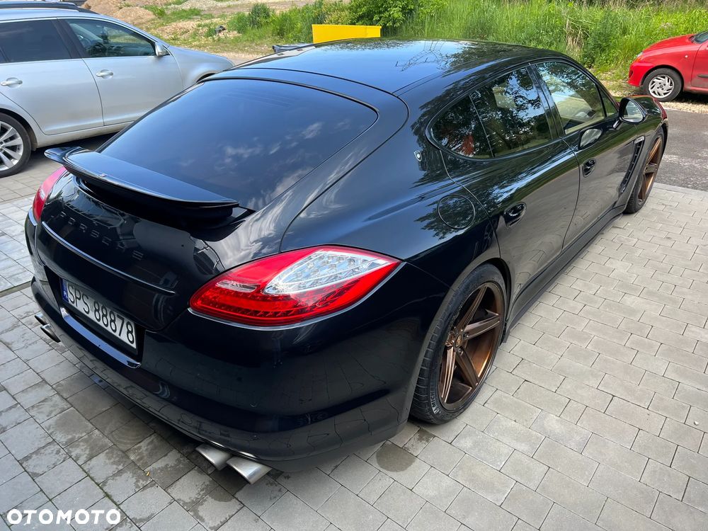 Porsche Panamera 4S - 7