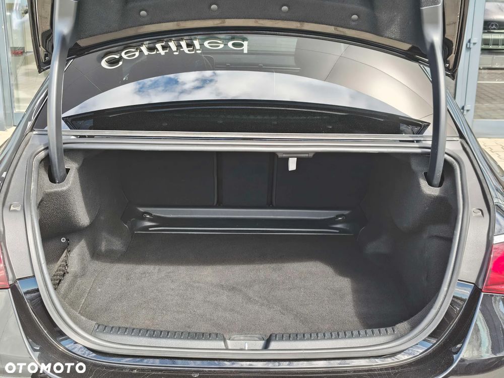 Mercedes-Benz Klasa E 220 d mHEV 4-Matic AMG 9G-Tronic - 13