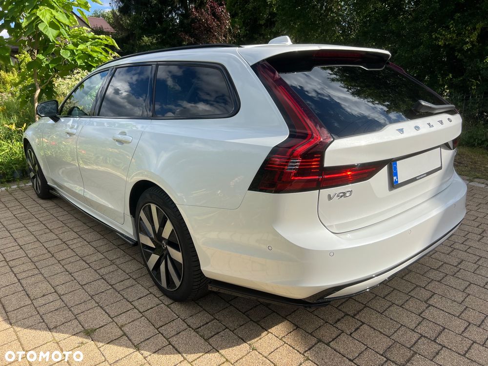 Volvo V90 T8 AWD Plug-In Hybrid Ultimate Dark - 8