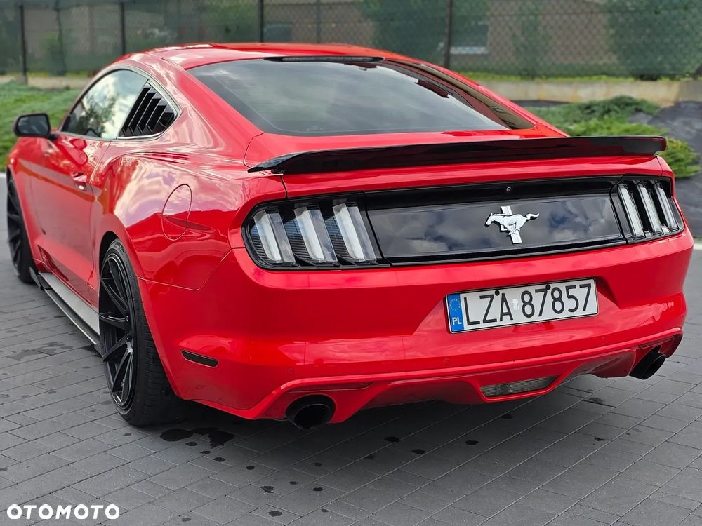Ford Mustang - 10