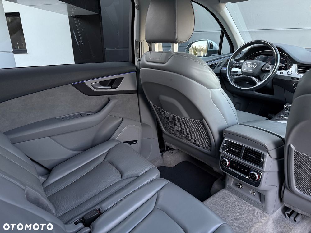 Audi Q7 3.0 TDI Quattro Tiptronic - 14