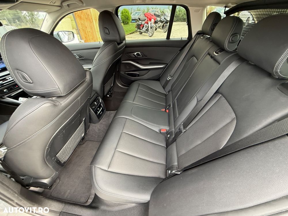 BMW Seria 3 - 22