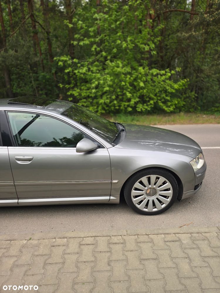 Audi A8 4.2 Quattro - 14