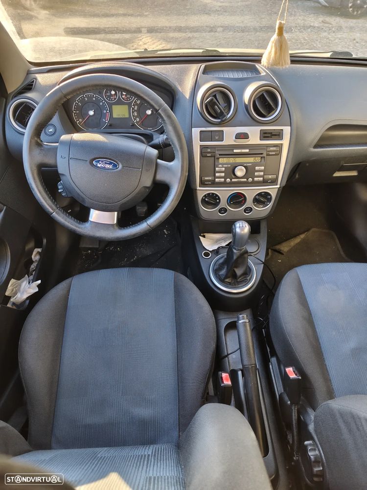 Ford Fiesta 1.25 Trend - 6