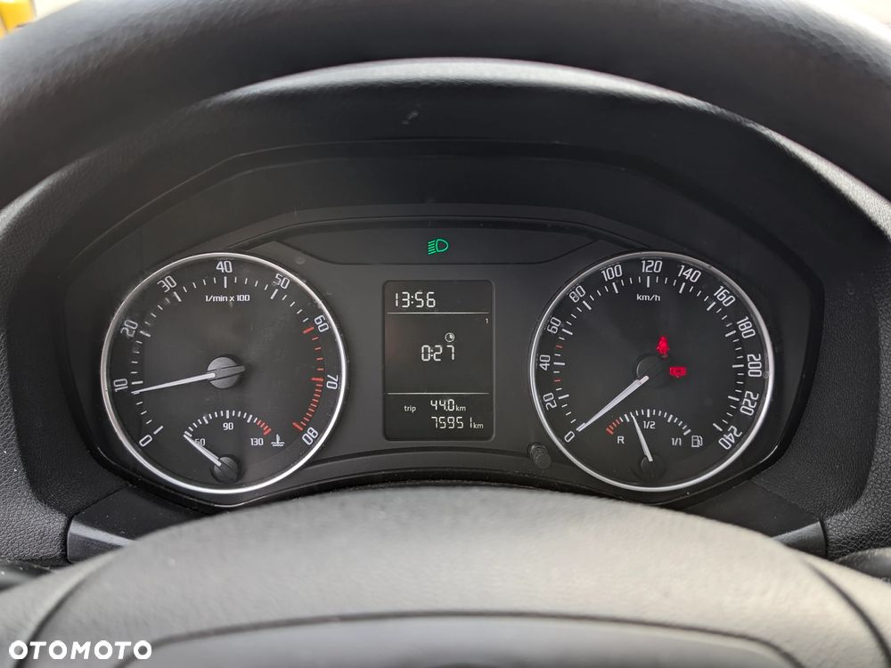 Skoda Octavia 1.4 - 9