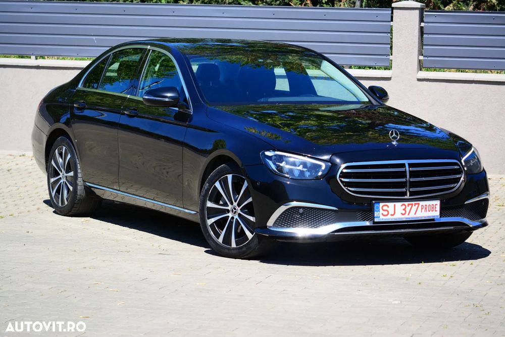 Mercedes-Benz E 300 de 9G-TRONIC - 1