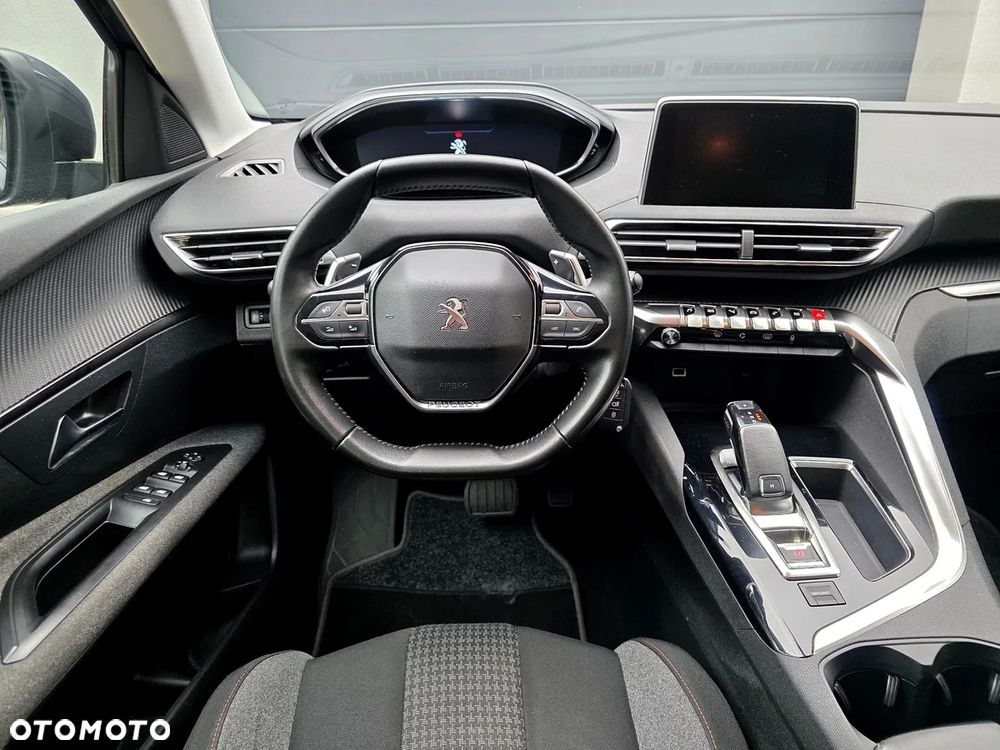 Peugeot 3008 1.2 PureTech GPF Allure S&S EAT8 - 5