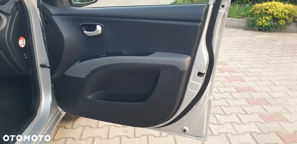 Hyundai i10 1.1 expression - 20