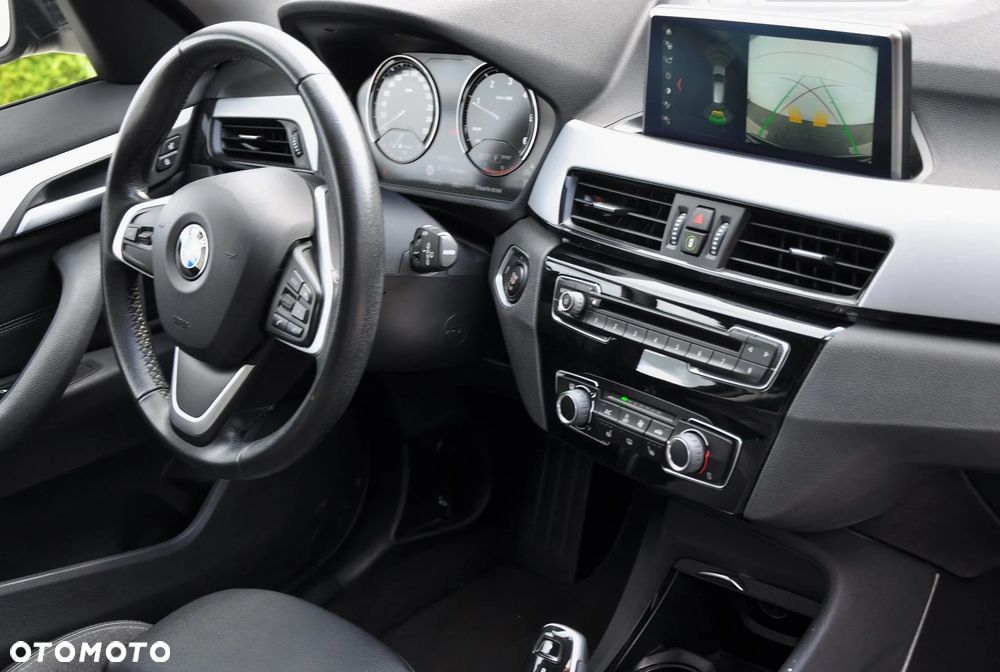 BMW X1 xDrive18d Business Edition sport - 12