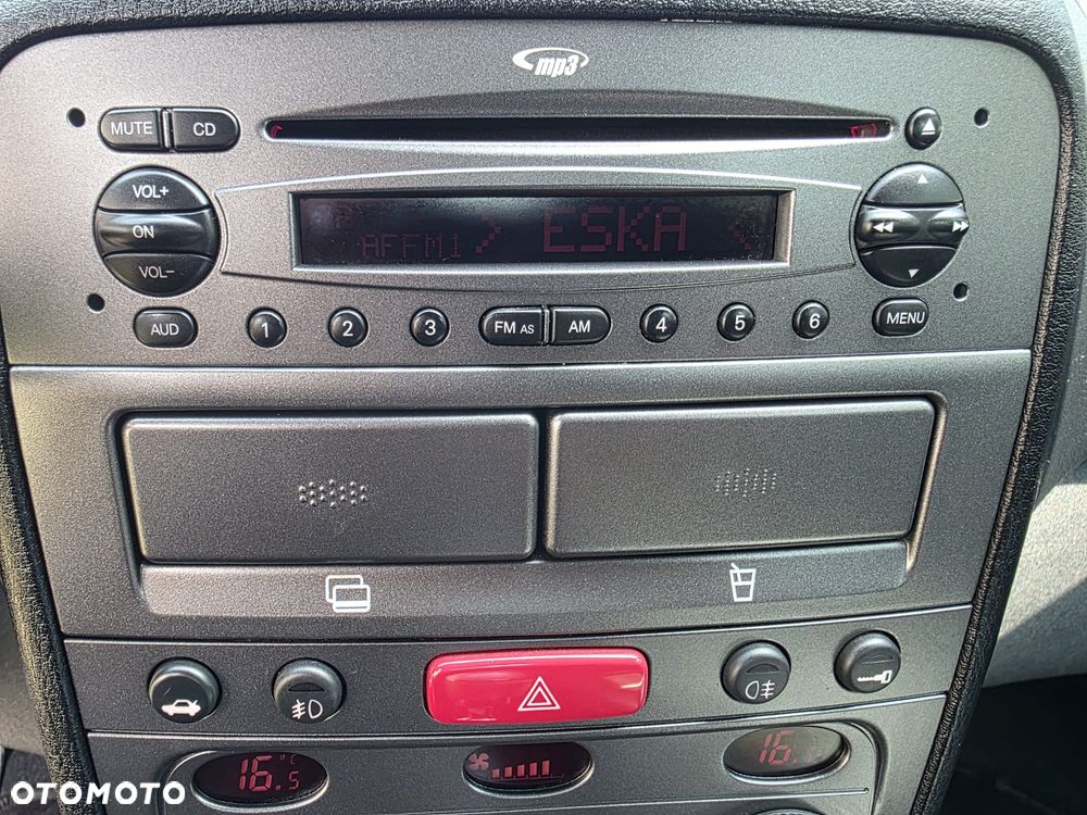 Alfa Romeo GT 1.9 JTD M-Jet Sportiva - 28