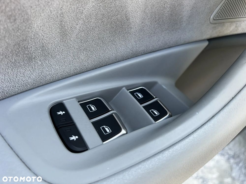 Audi A6 Avant 3.0 TDI DPF quattro S tronic - 15