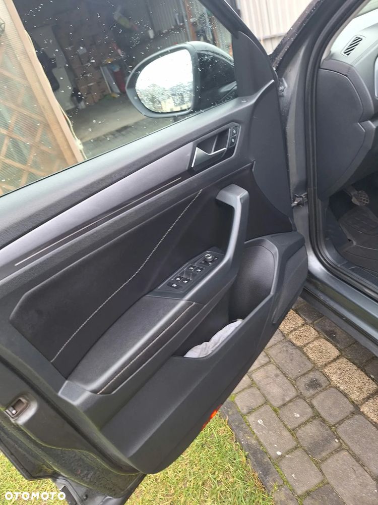 Volkswagen T-Roc 1.5 TSI Style - 12