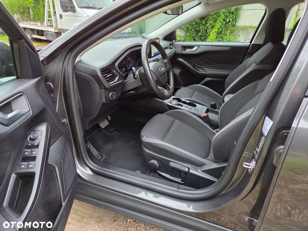 Ford Focus 1.5 EcoBlue Start-Stopp-System TITANIUM - 9