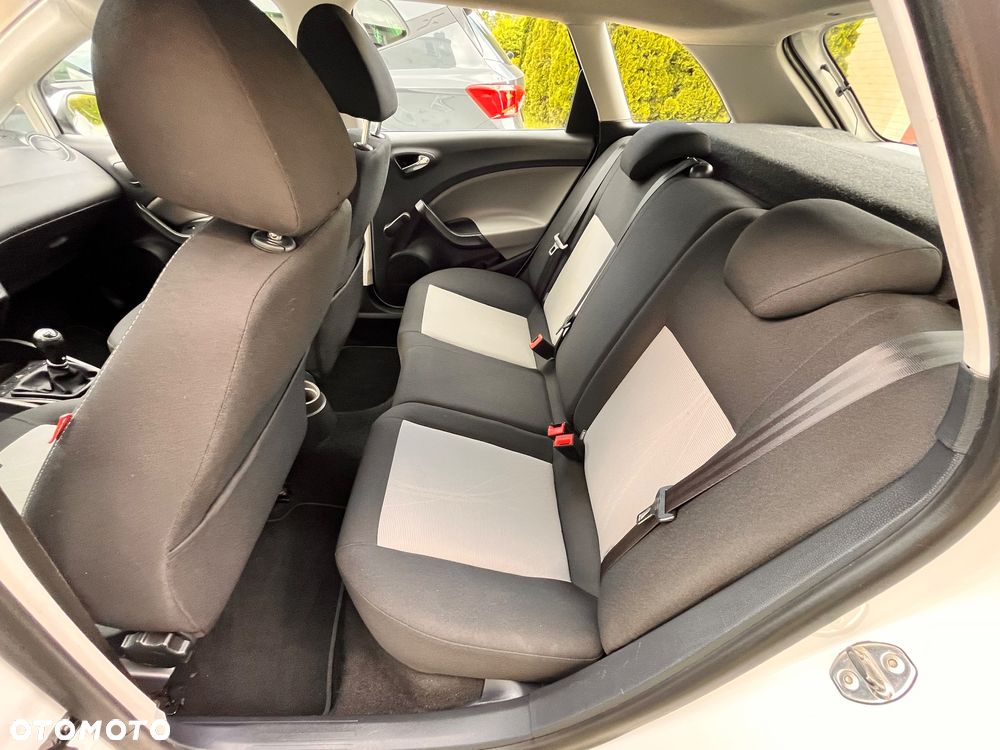 Seat Ibiza 1.4 16V Reference - 8