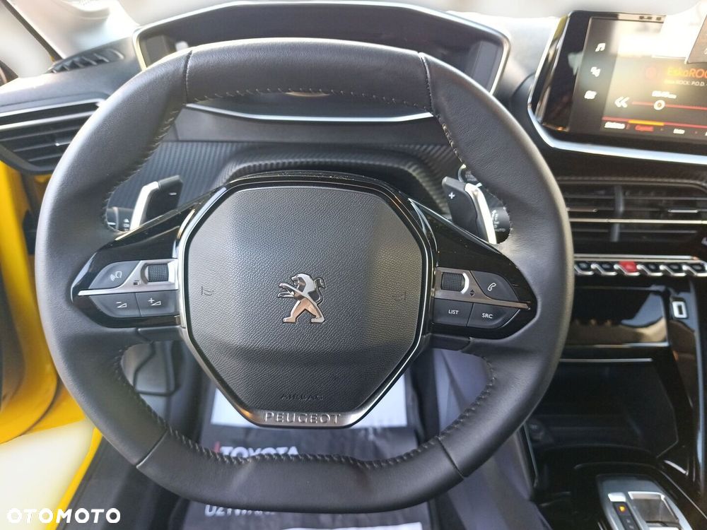 Peugeot 208 1.2 T Allure S&S - 20